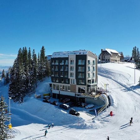 ياهورينا Aparthotel Rajska المظهر الخارجي الصورة