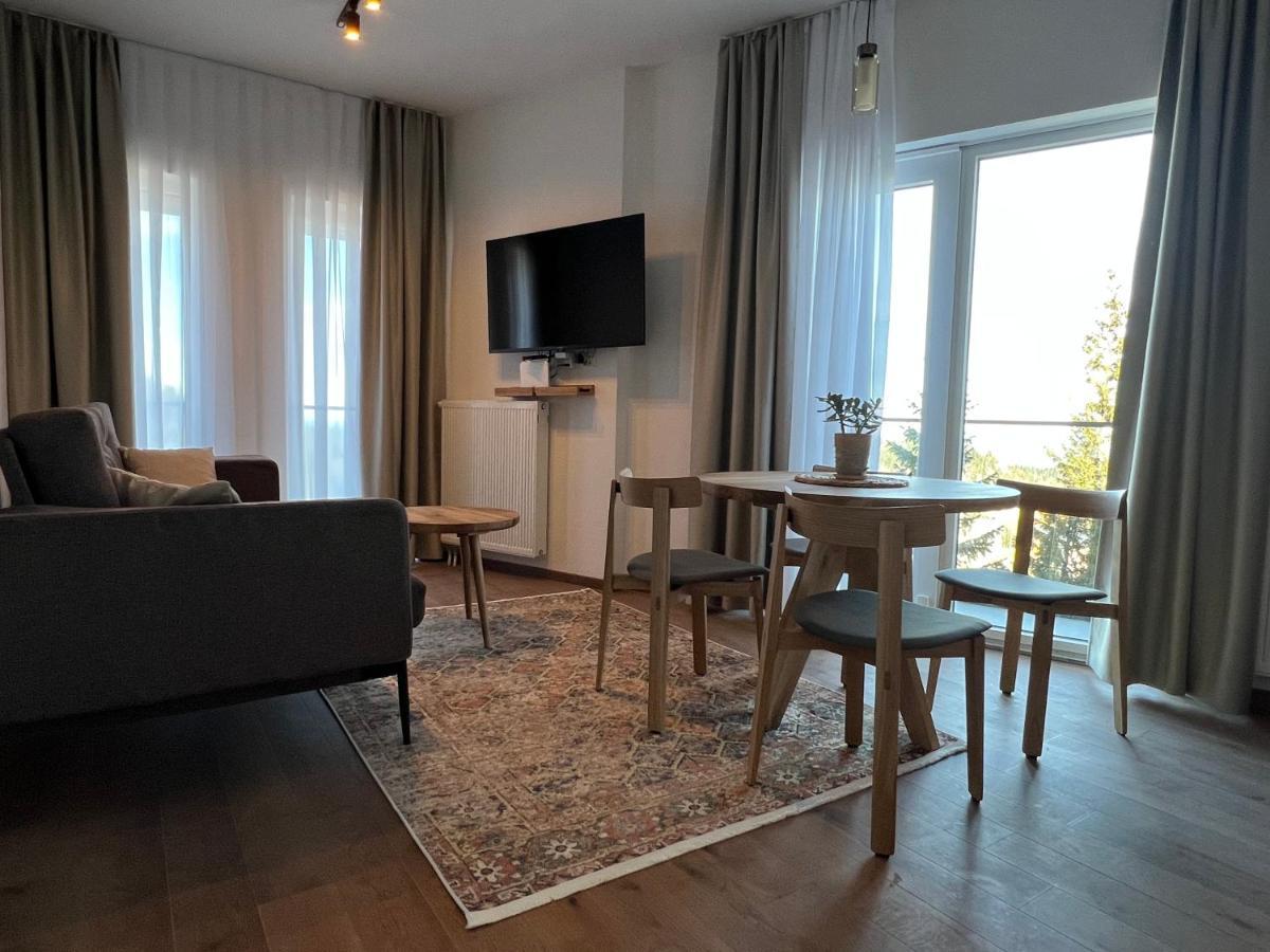 ياهورينا Aparthotel Rajska المظهر الخارجي الصورة
