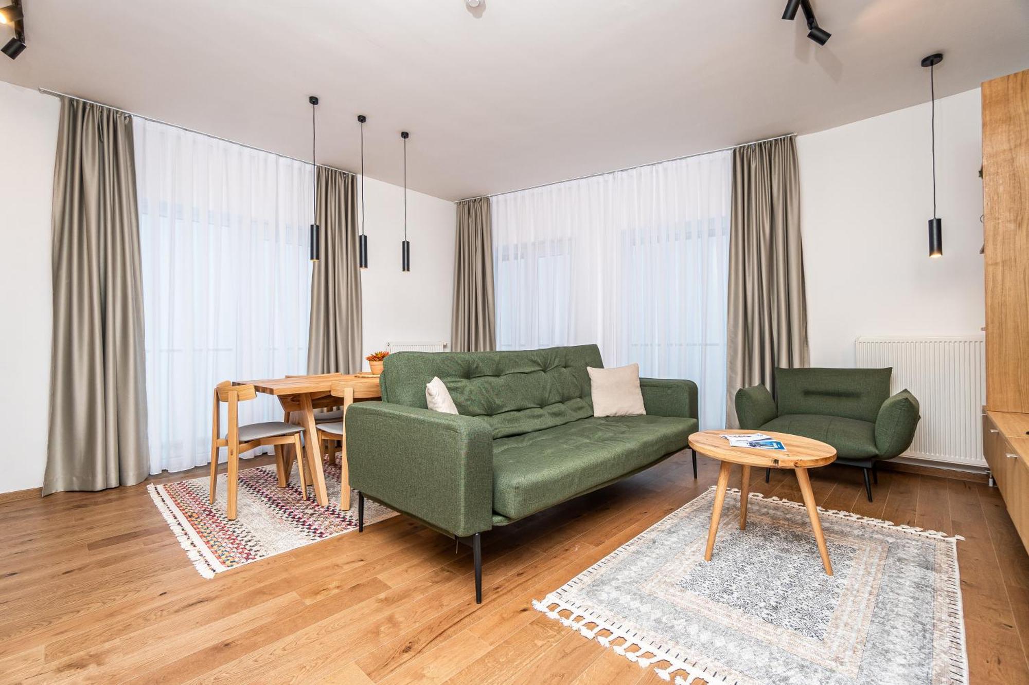 ياهورينا Aparthotel Rajska المظهر الخارجي الصورة